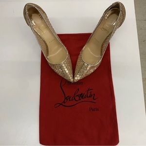 Christian Louboutin Women's Sz 38.5 US 7.5 554 100 Sequin Gold Point Heels.